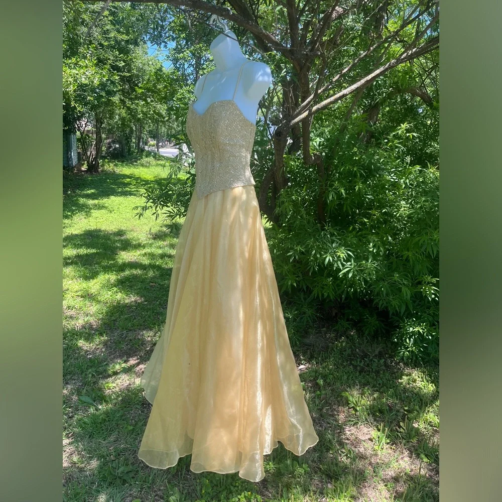 90s golden gown/prom dress size 4 - Picture 3 of 16